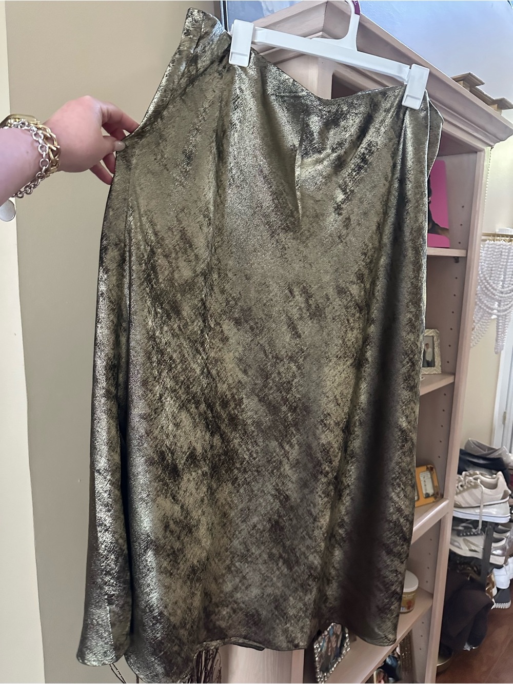 Metallic gold skirt